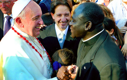 Le Pape François reçoit le père Emmanuel AMADOU